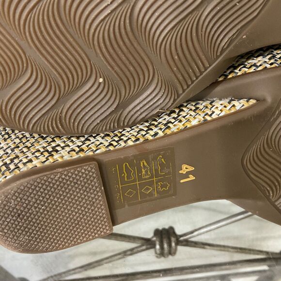 L'Artiste Spring Step Riviera Leather embellished wedge Sandal Women US 9 EUC - Picture 7 of 10